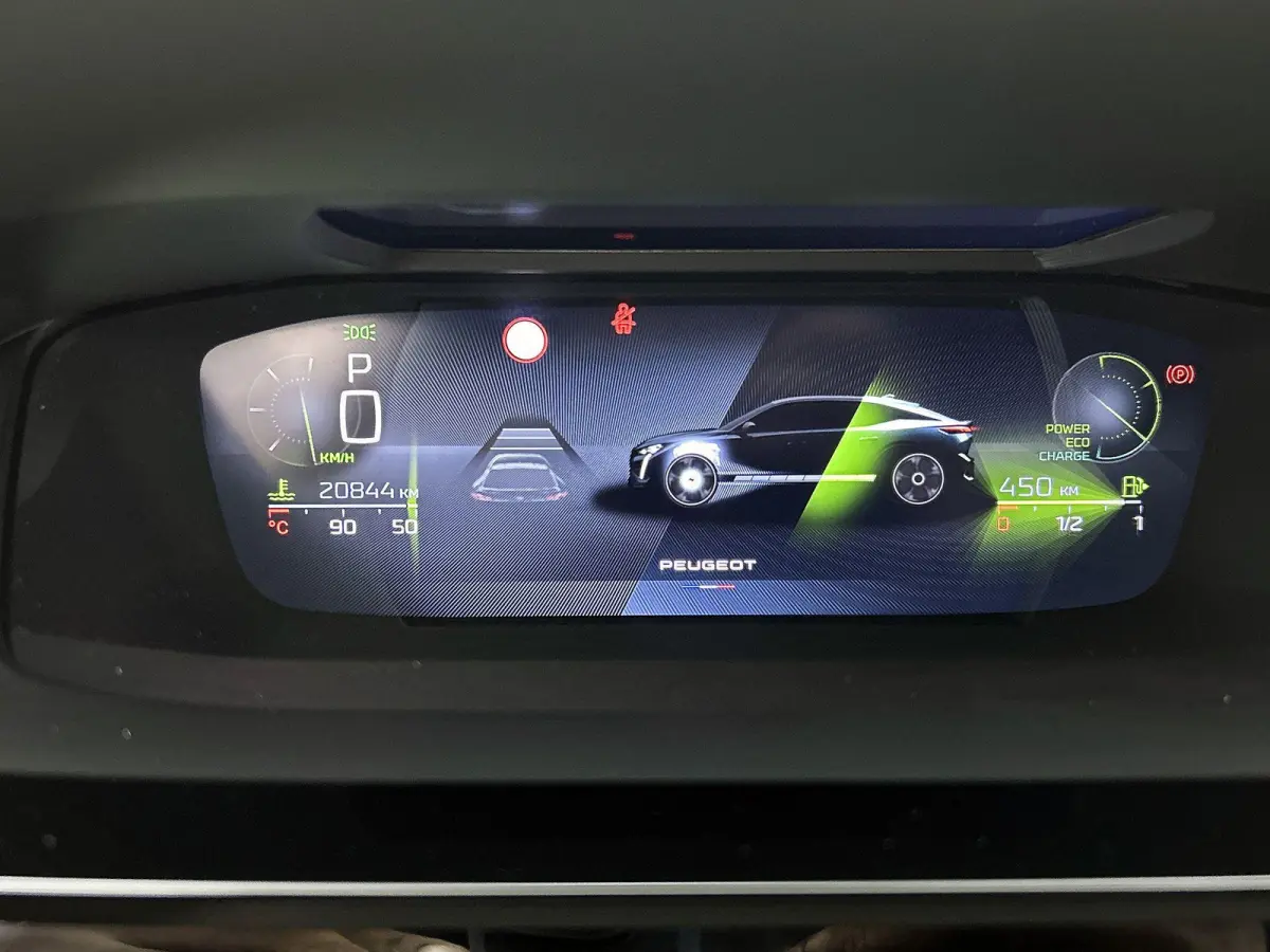 GT Hybrid 145pk Automaat | Navigatie | 360° Camera | Matrix LED koplampen | Sportstoelen stof/kunstleder/alcantara | Handsfree Achterklep | Adaptieve Cruise Control | Draadloze Apple Carpla