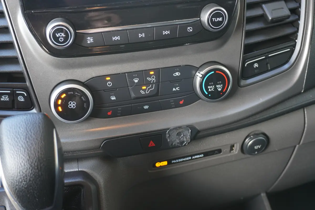 RWD 170pk Automaat L3H2 Apple Carplay Camera Trekhaak Parkeersensoren Cruise control Lane assist