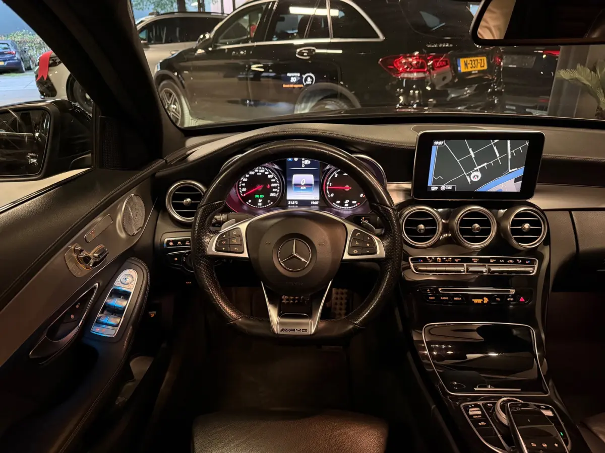 220 CDI AMG|C63 PACK|PANO|HUD|MEMORY|FULL