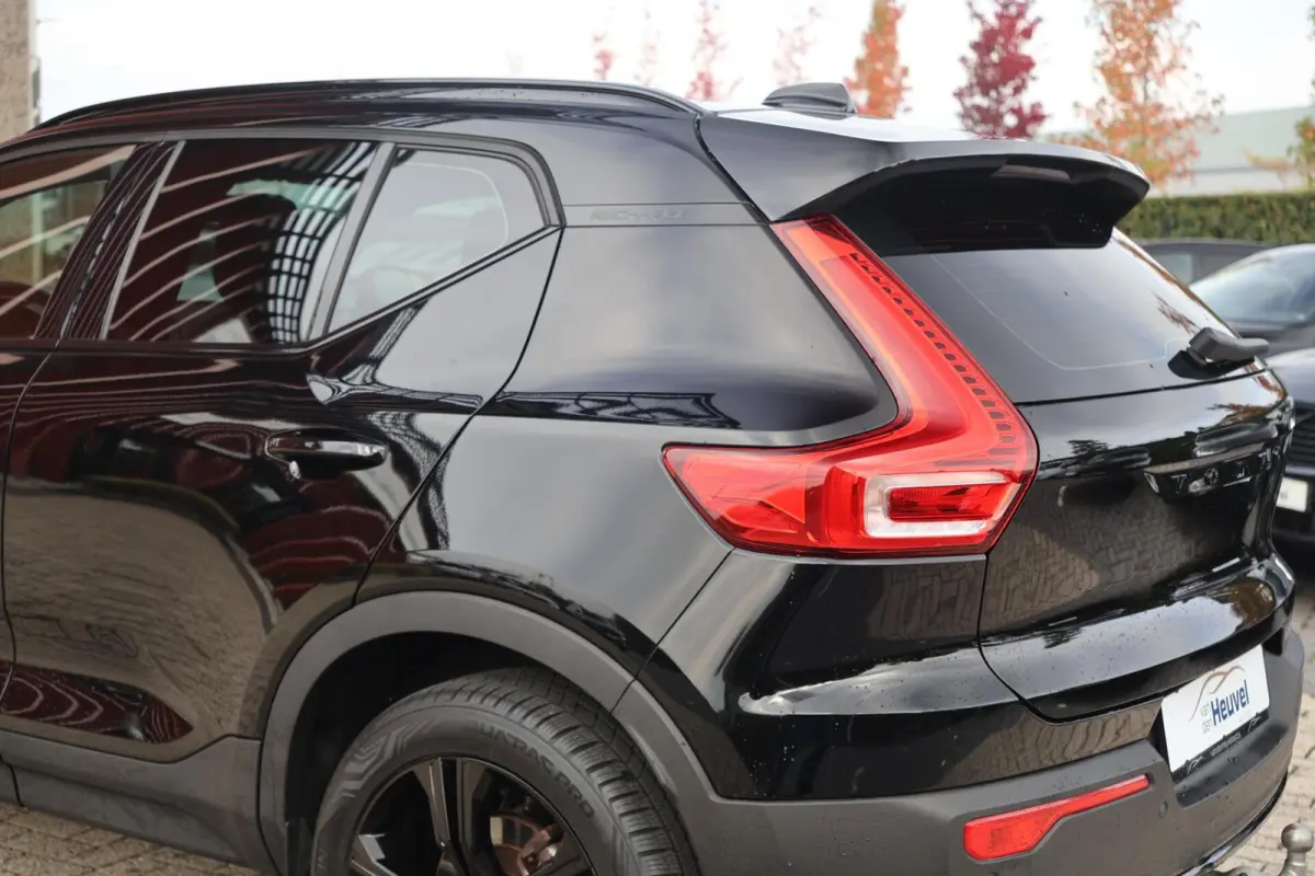 T4 Black Edition | Stoelverwarming | Trekhaak | Parkeercamera | H/K | Memory Seats | Keyless