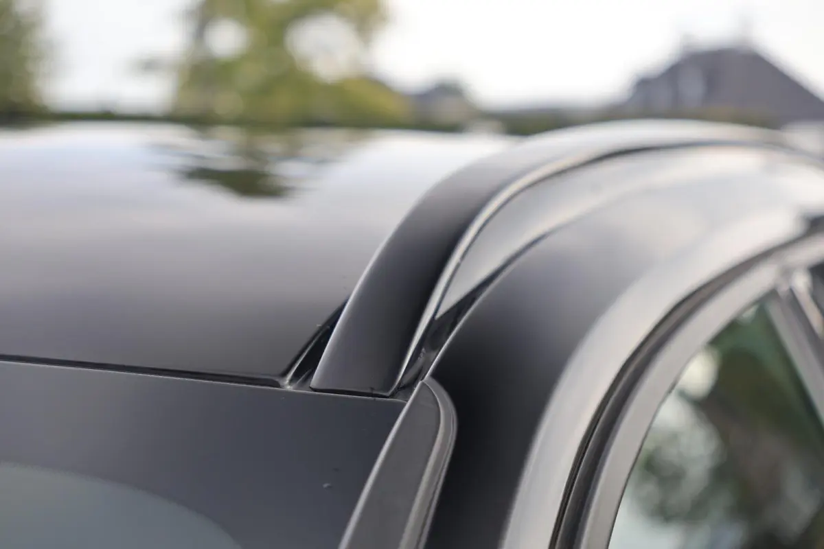 T4 Black Edition | Stoelverwarming | Trekhaak | Parkeercamera | H/K | Memory Seats | Keyless