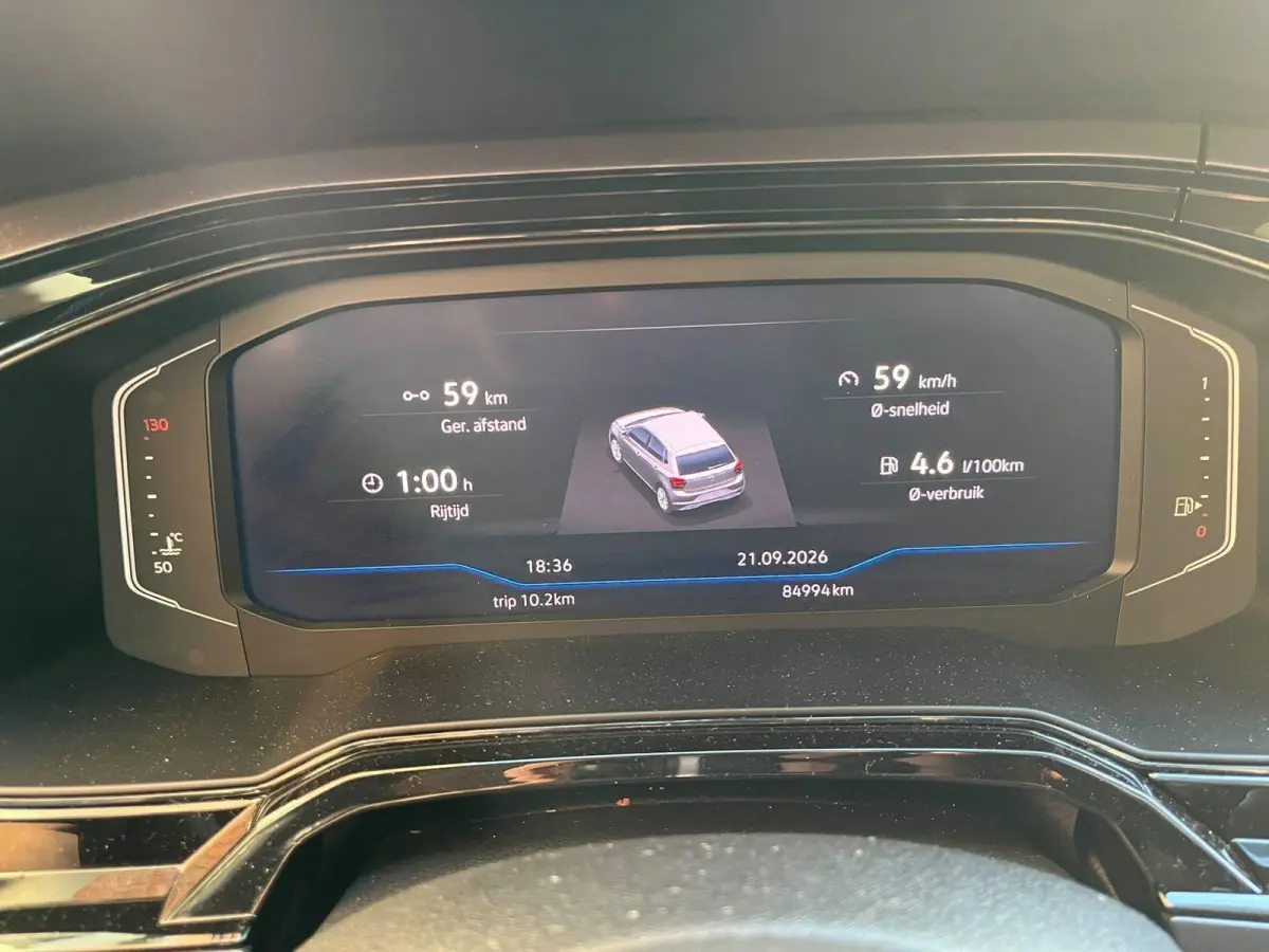 1.0 TSI Highline Business R 95 PK