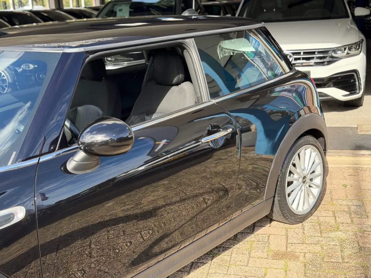 1.5 Cooper Pepper 2018 AUT NAVI LM NAP!