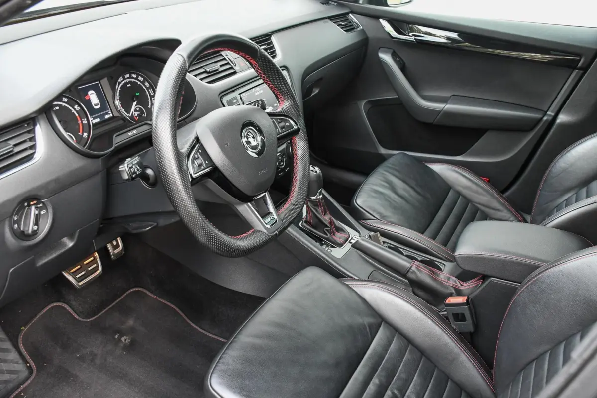 2.0 TSI RS 230 Pano Schaalstoel CarPlay