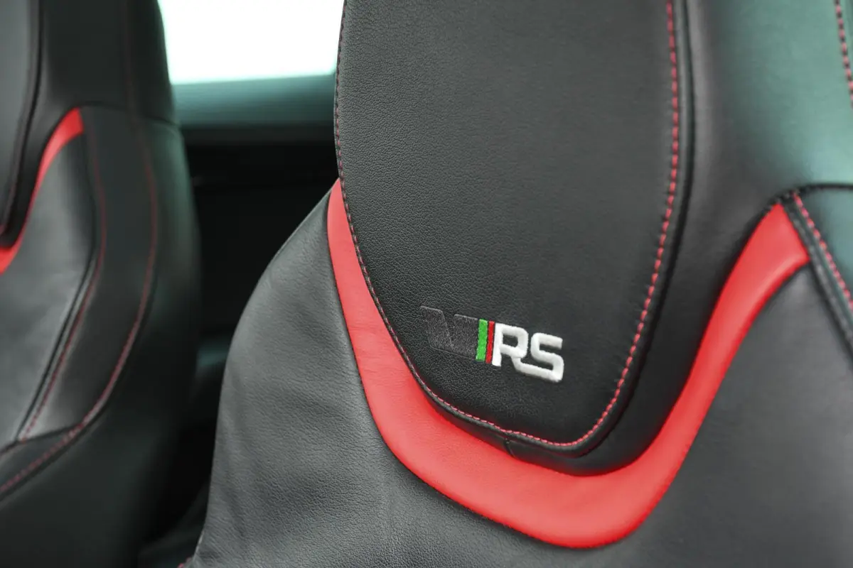 2.0 TSI RS 230 Pano Schaalstoel CarPlay