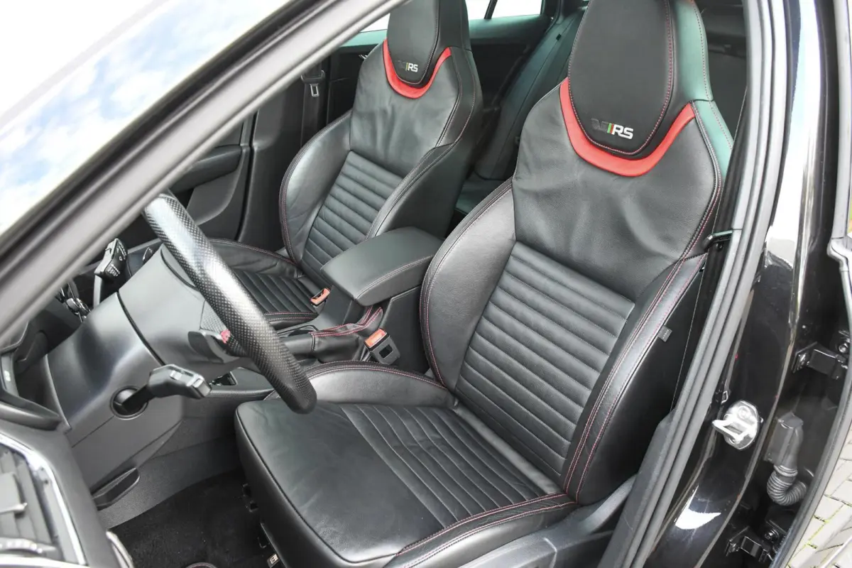 2.0 TSI RS 230 Pano Schaalstoel CarPlay