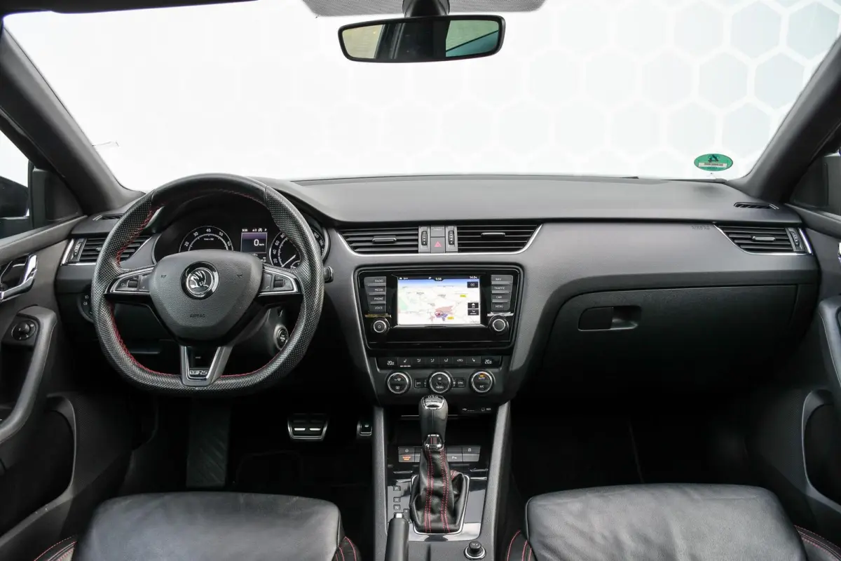 2.0 TSI RS 230 Pano Schaalstoel CarPlay