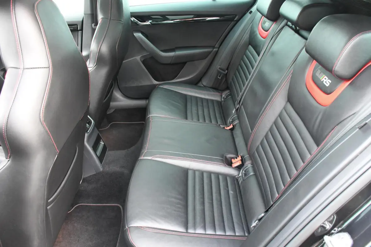2.0 TSI RS 230 Pano Schaalstoel CarPlay