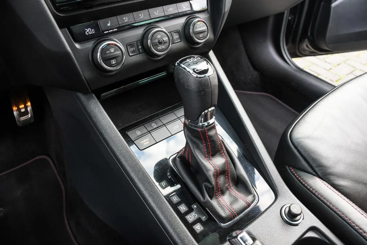 2.0 TSI RS 230 Pano Schaalstoel CarPlay
