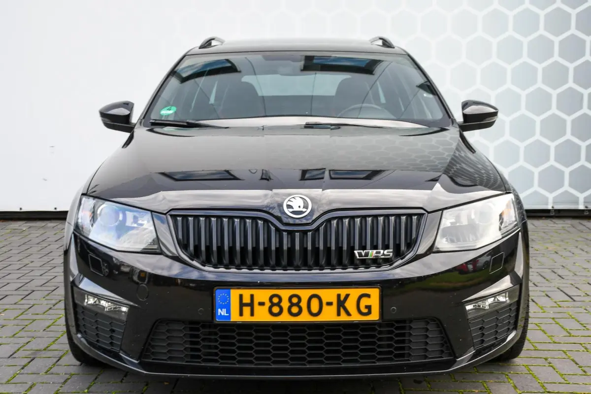 2.0 TSI RS 230 Pano Schaalstoel CarPlay