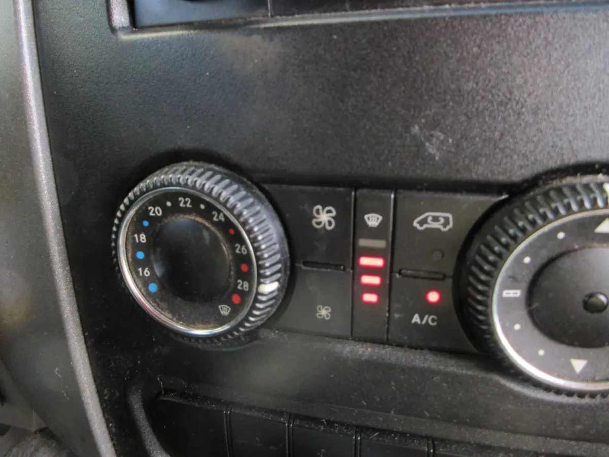 316 cdi L2H1, Lang, 163pk, Euro 5, Airco, Trekhaak.