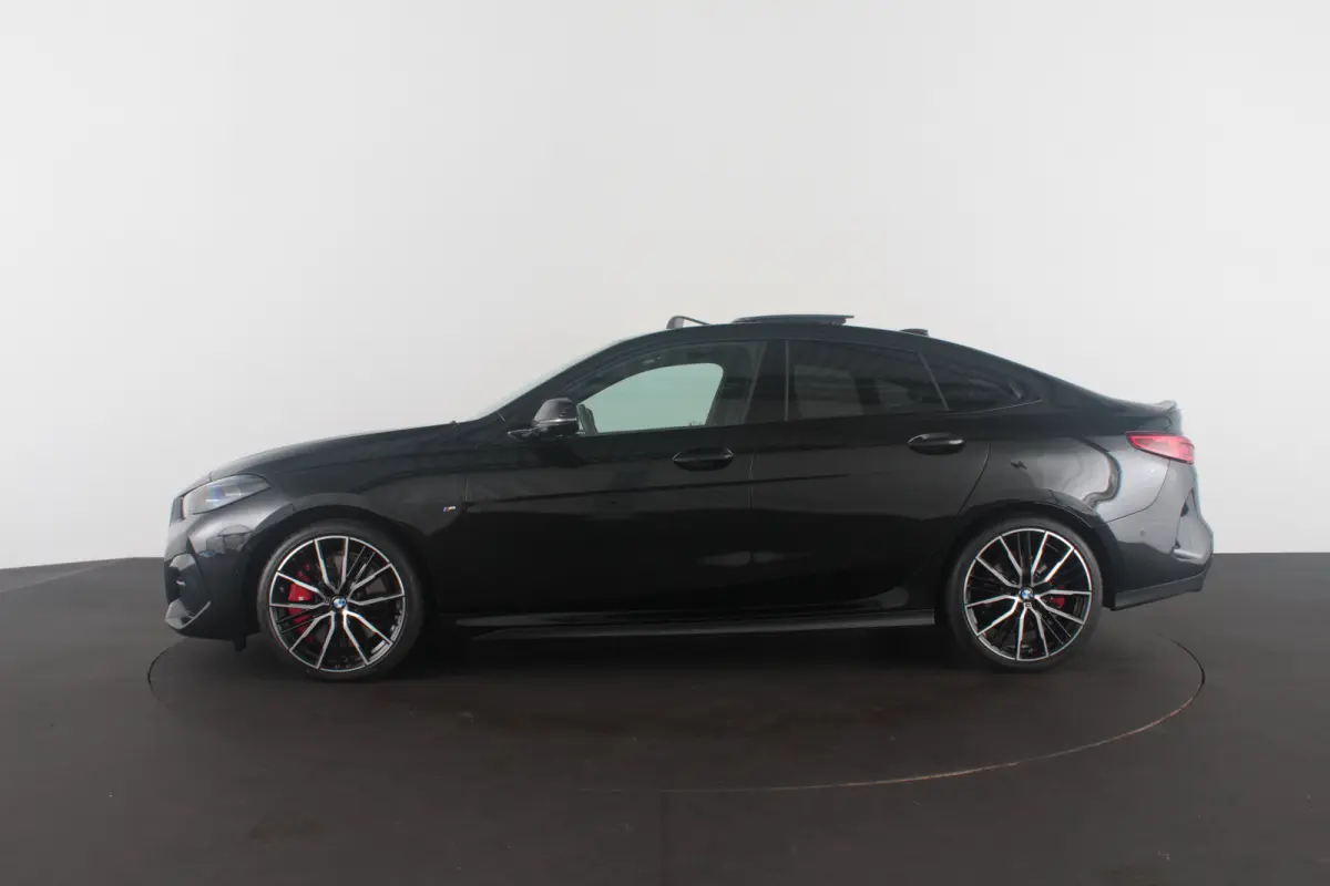 218i M Sport Pro > Pano./H&K/Head-up/19inch/Shadow Line
