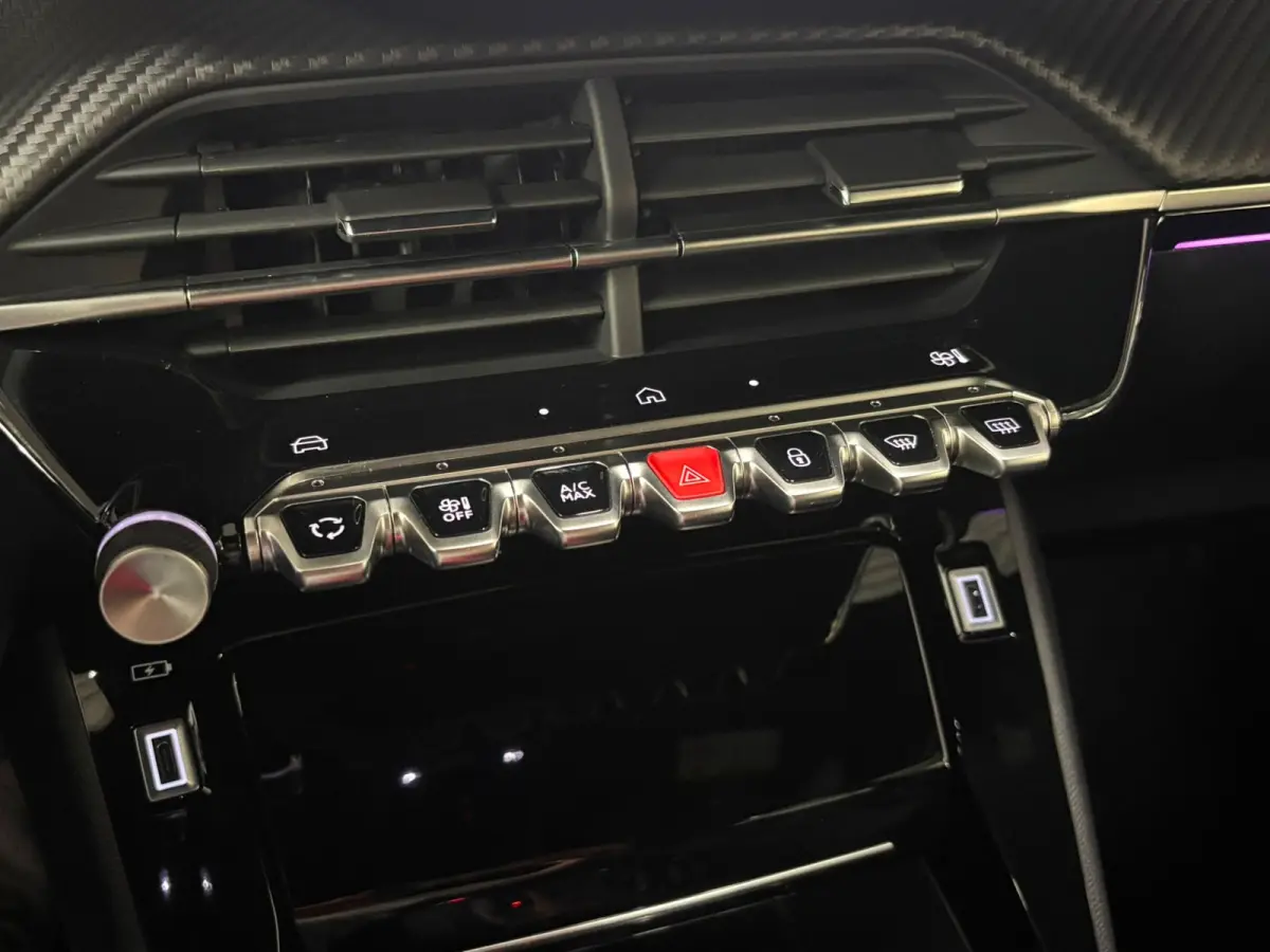 1.2 Hybrid 145 GT Navi Acc Clima Stoelverwarming