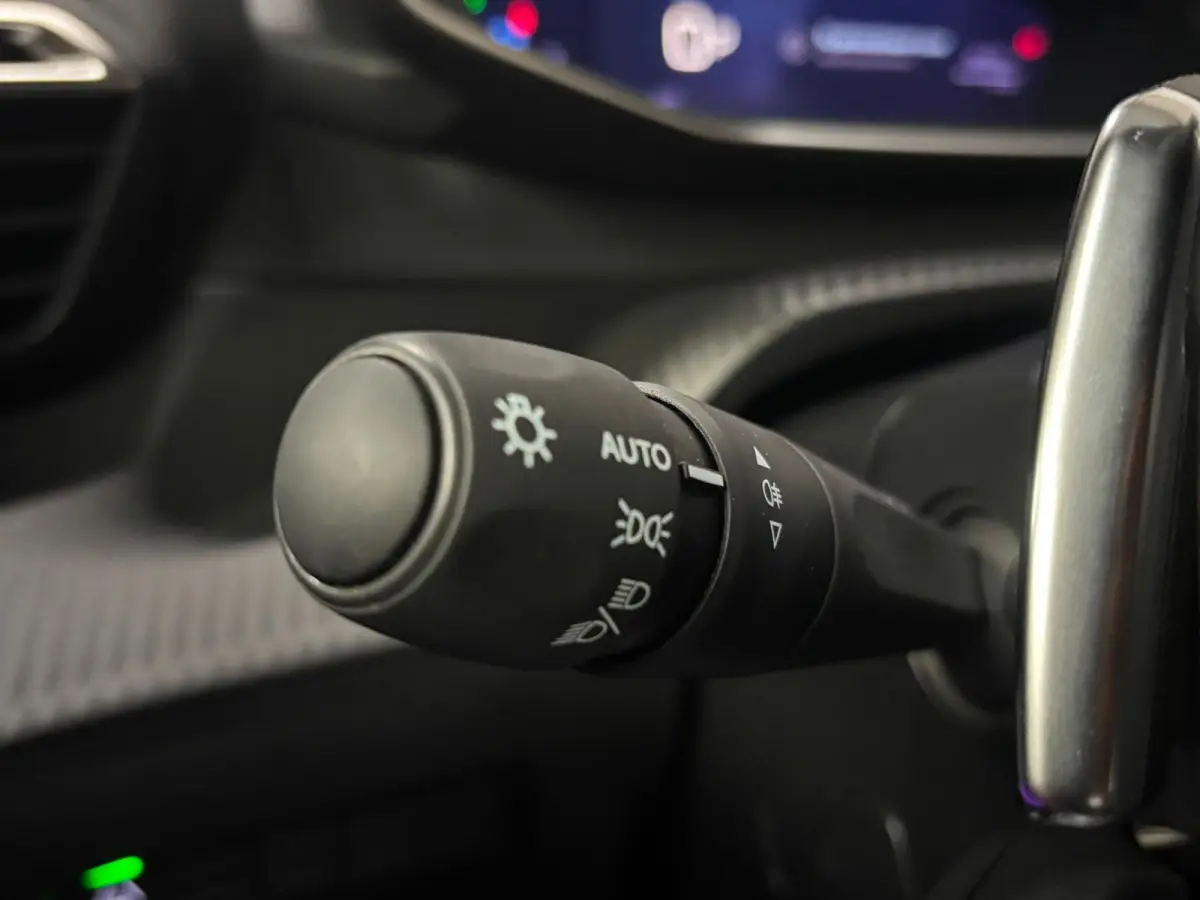 1.2 Hybrid 145 GT Navi Acc Clima Stoelverwarming