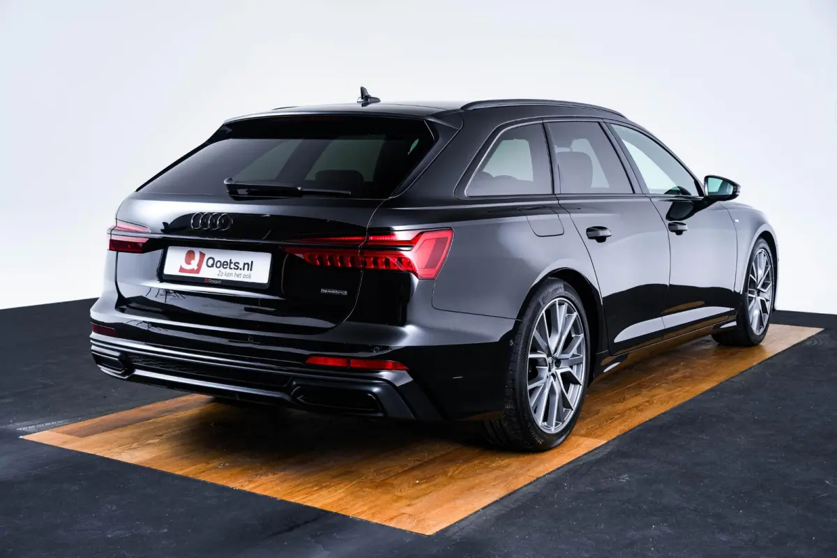 55 TFSI e quattro Competition Adaptieve Cruise Control - B&O - Top View 360° cameras - Achterklep, automatisch bedienbaar - Sportstoelen - Stoelverwarming vóór - Hemelbekleding in stof zw