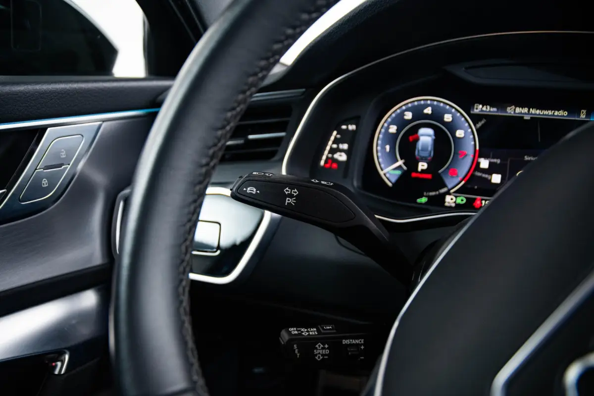 55 TFSI e quattro Competition Adaptieve Cruise Control - B&O - Top View 360° cameras - Achterklep, automatisch bedienbaar - Sportstoelen - Stoelverwarming vóór - Hemelbekleding in stof zw