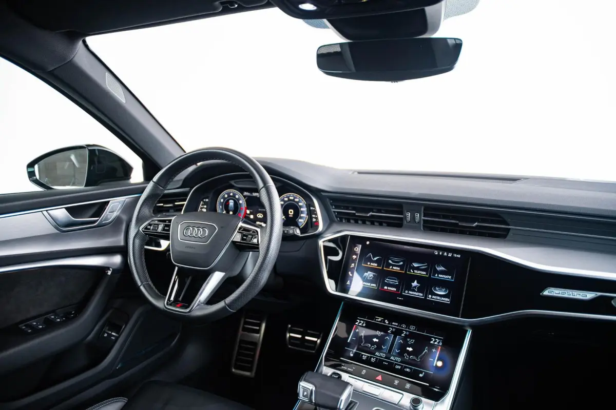 55 TFSI e quattro Competition Adaptieve Cruise Control - B&O - Top View 360° cameras - Achterklep, automatisch bedienbaar - Sportstoelen - Stoelverwarming vóór - Hemelbekleding in stof zw