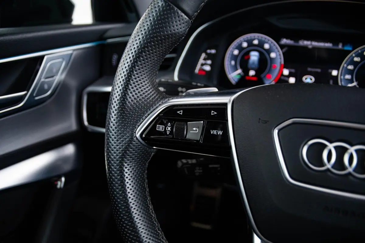 55 TFSI e quattro Competition Adaptieve Cruise Control - B&O - Top View 360° cameras - Achterklep, automatisch bedienbaar - Sportstoelen - Stoelverwarming vóór - Hemelbekleding in stof zw