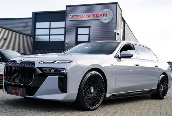 EDrive50 106 kWh | Brooklyn Grau | Driving Assistant Professional | Iconic Glow | 22INCH | Bowers & Wilkins | HuD | Veganza