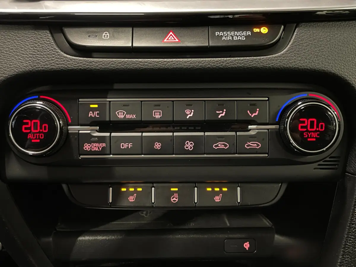 1.6 GDi PHEV DynamicPlusLine|ACC|ANDROID|DIGITAL COCKPIT|CARPLAY|STOEL+STUURVERW|CAMERA|CRUISE+CLIMA|1e EIG|
