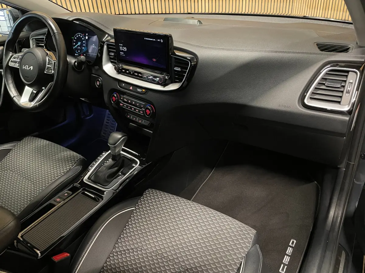 1.6 GDi PHEV DynamicPlusLine|ACC|ANDROID|DIGITAL COCKPIT|CARPLAY|STOEL+STUURVERW|CAMERA|CRUISE+CLIMA|1e EIG|