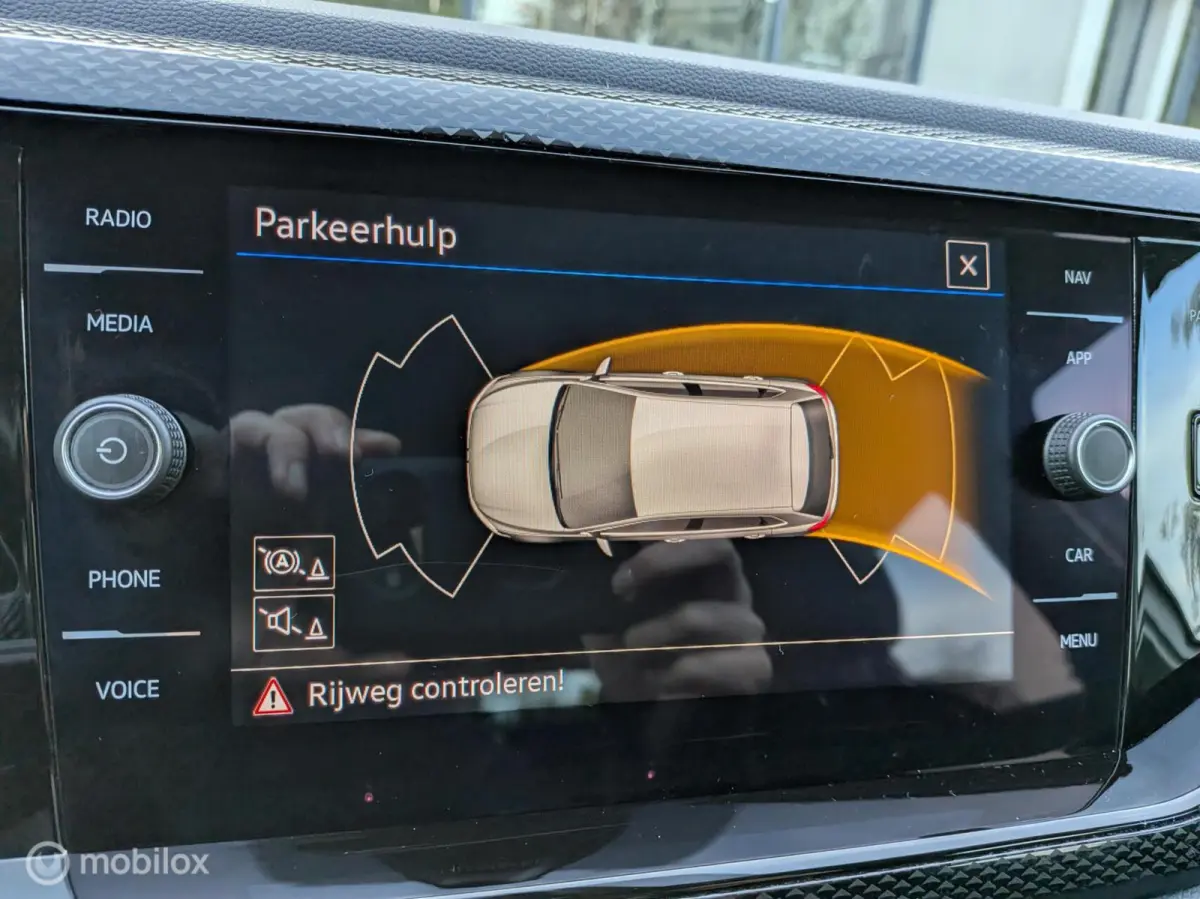 1.0 TSI Life Business |Cruise|Navi|Carplay