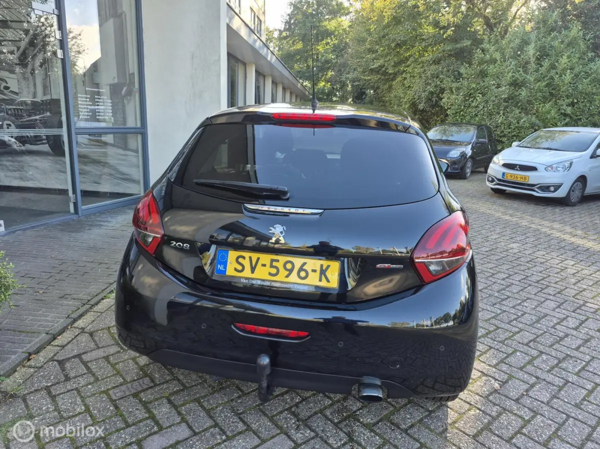 1.2 PureTech GT-line 5DRS|Panodak|Carplay|Camera