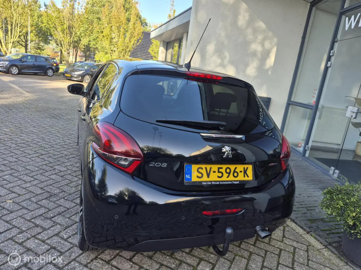 1.2 PureTech GT-line 5DRS|Panodak|Carplay|Camera
