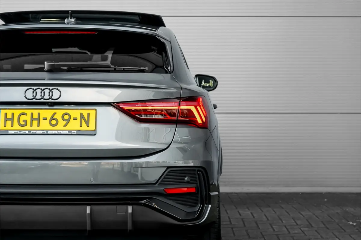 35 TFSI S Edition Pano Camera Keyless 21"