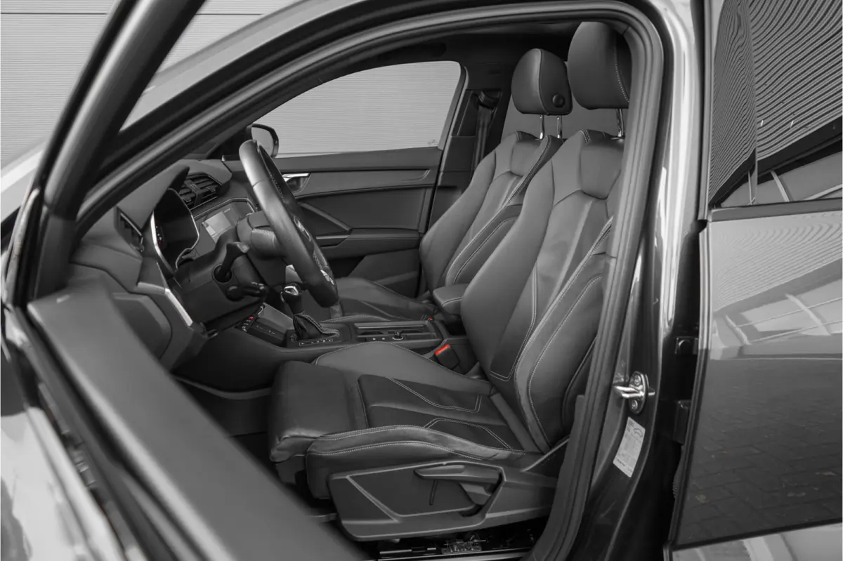 35 TFSI S Edition Pano Camera Keyless 21"