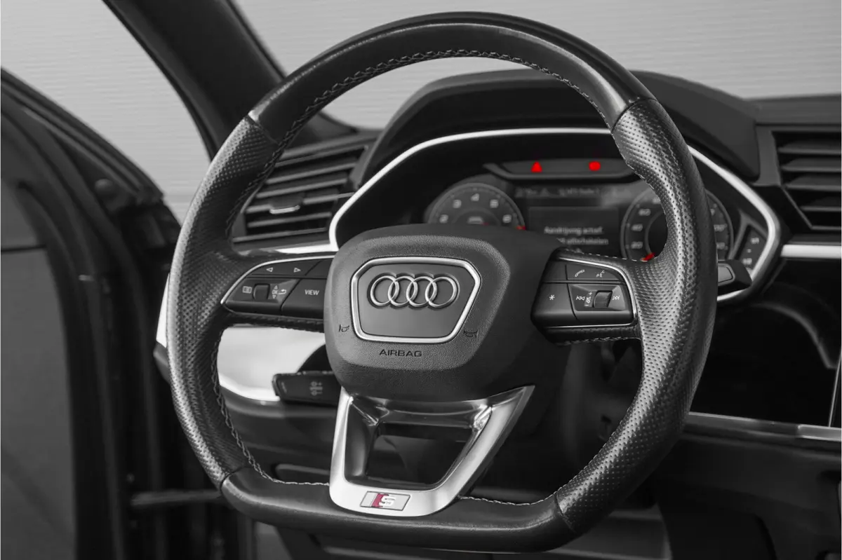 35 TFSI S Edition Pano Camera Keyless 21"