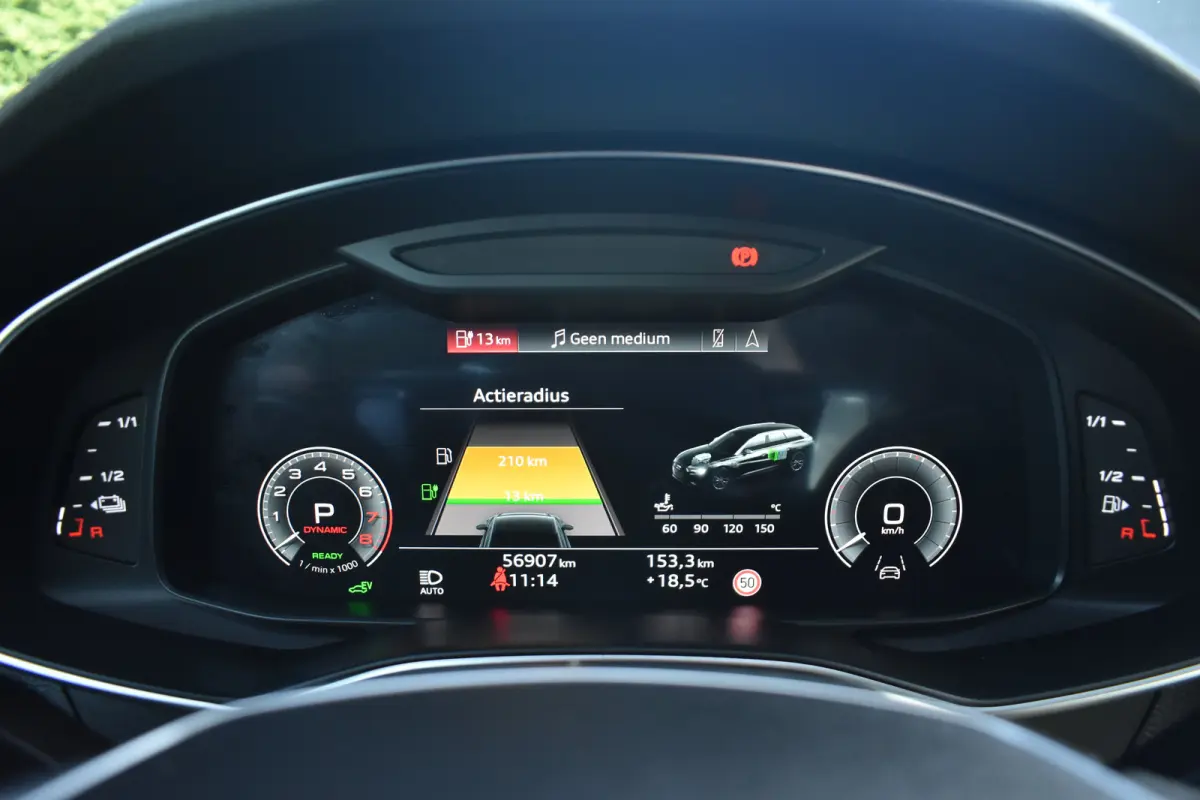 50 TFSI e quattro S edition ADAPTIVE CRUISE | 360° CAMERA | 4 ZONE CLIMA | APPLE CARPLAY | PARK ASSIST | TOUR PAKKET