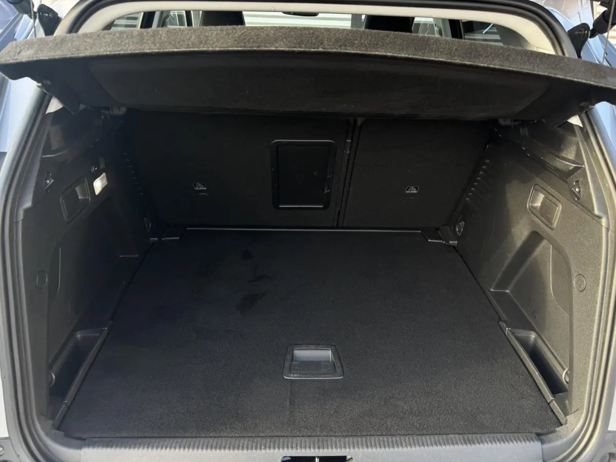 1.2 PureTech Première 2e Eigenaar|Navi|Pano|Camera|i-Cockpit|Clima|Cruise|Elektr. Achterklep|N.A.P|Nieuwe APK bij Aflevering