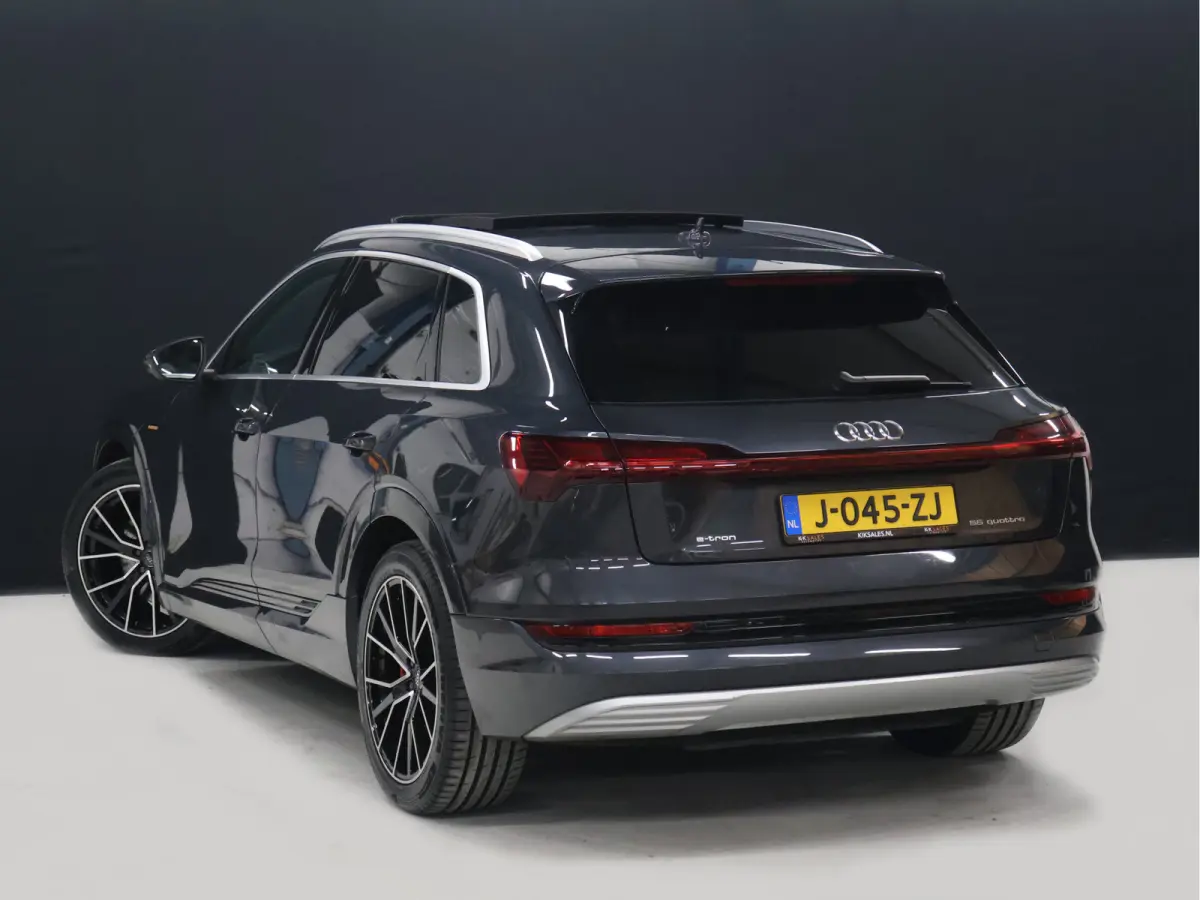 55 quattro Business edition Plus 95 kWh [SCHUIFKANTELDAK, APPLE CARPLAY, ANDROID,  ADAPTIVE CRUISE CONTROL, STOELVERWARMING, MEMORY SEATS, DIGITAL DASH, PDC V+A, LEDER, ELEKTRISCHE ACHTERKLE