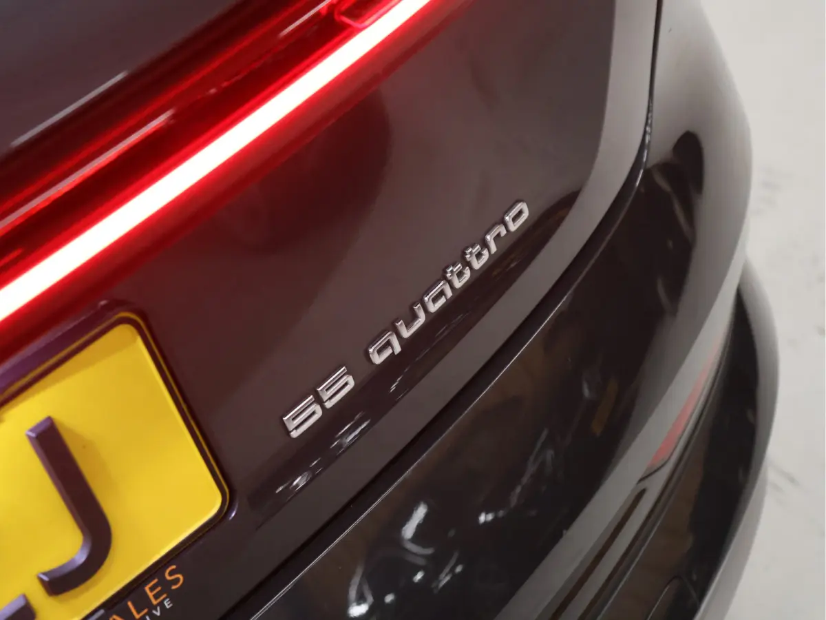 55 quattro Business edition Plus 95 kWh [SCHUIFKANTELDAK, APPLE CARPLAY, ANDROID,  ADAPTIVE CRUISE CONTROL, STOELVERWARMING, MEMORY SEATS, DIGITAL DASH, PDC V+A, LEDER, ELEKTRISCHE ACHTERKLE