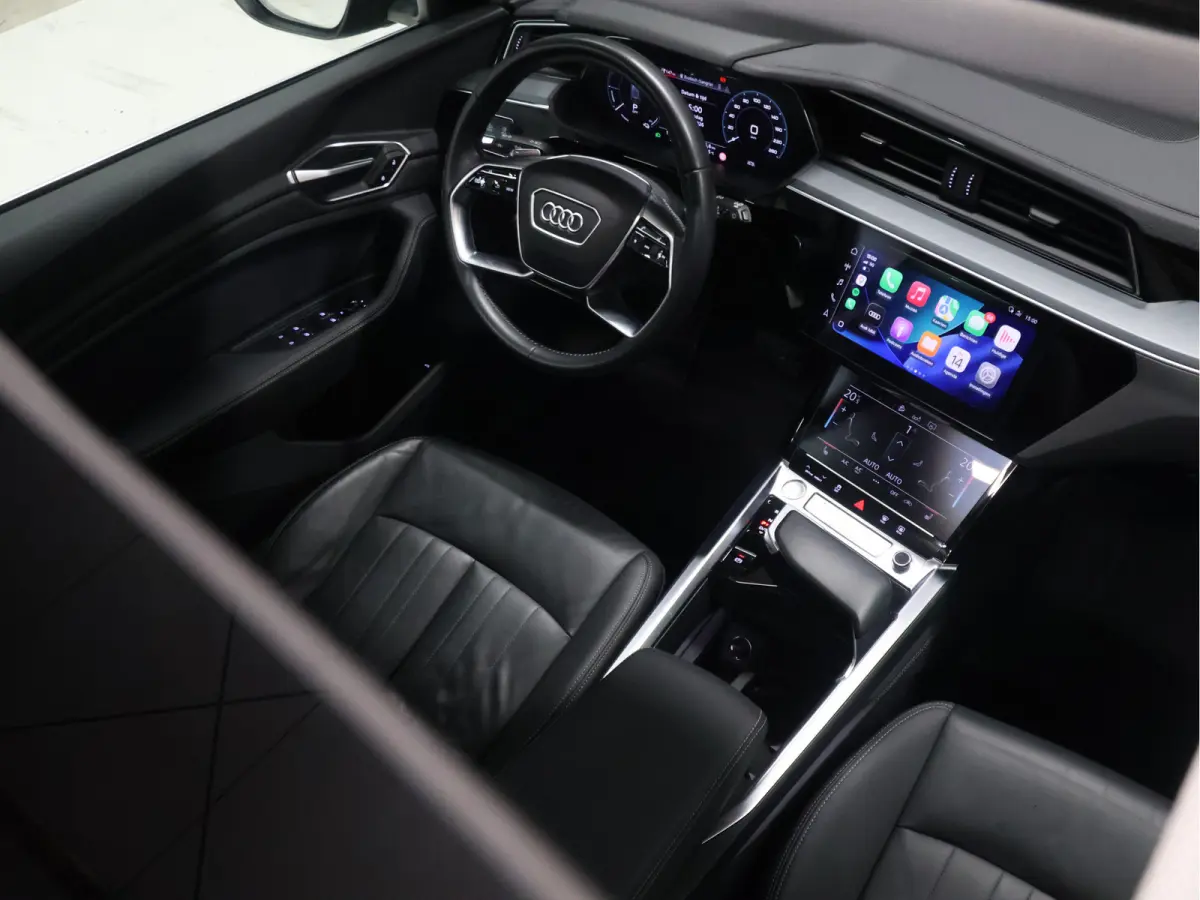 55 quattro Business edition Plus 95 kWh [SCHUIFKANTELDAK, APPLE CARPLAY, ANDROID,  ADAPTIVE CRUISE CONTROL, STOELVERWARMING, MEMORY SEATS, DIGITAL DASH, PDC V+A, LEDER, ELEKTRISCHE ACHTERKLE