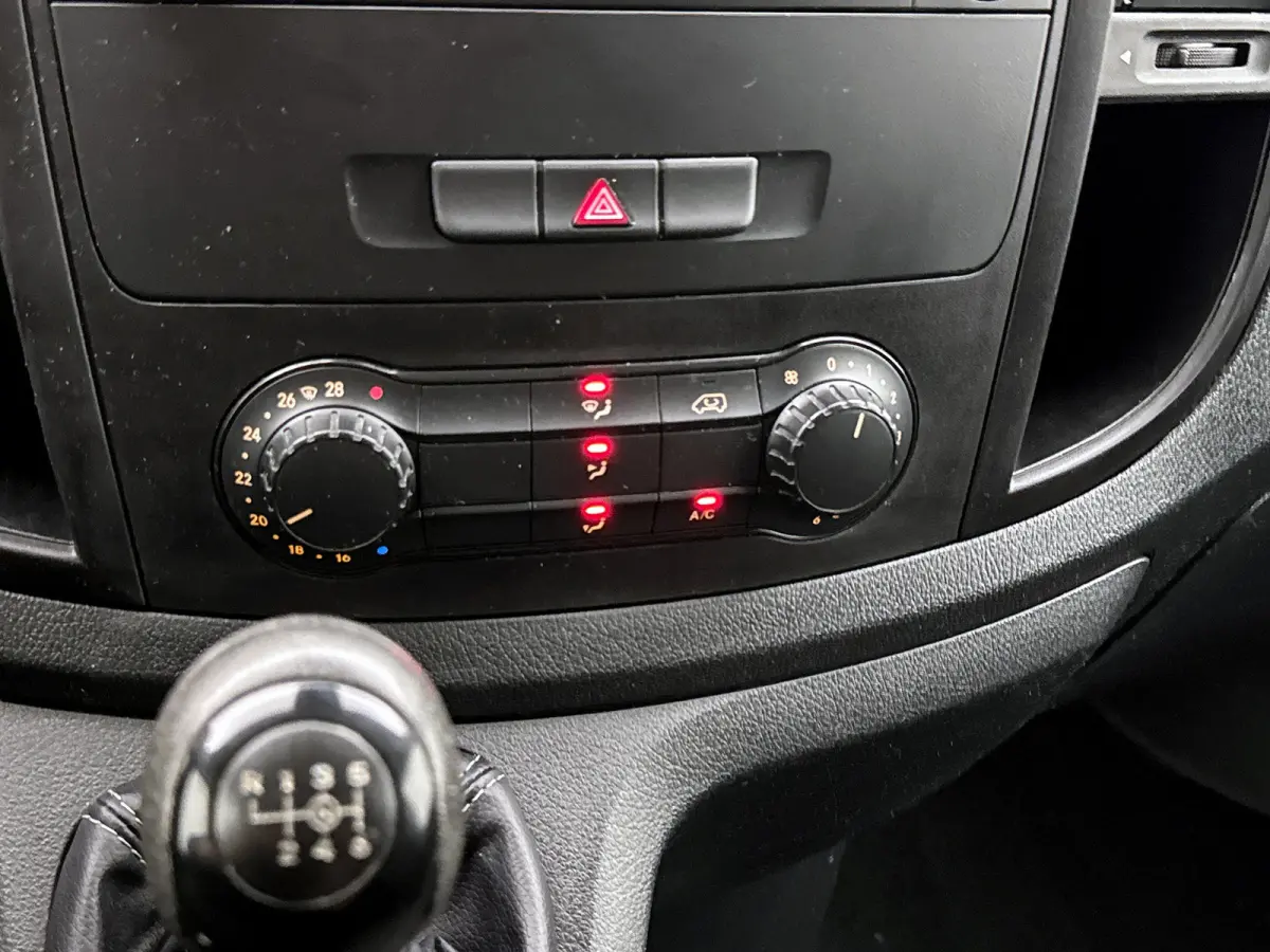 111 CDI Lang Cruise control Trekhaak Airco Euro 6