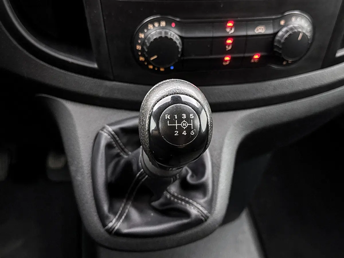 111 CDI Lang Cruise control Trekhaak Airco Euro 6