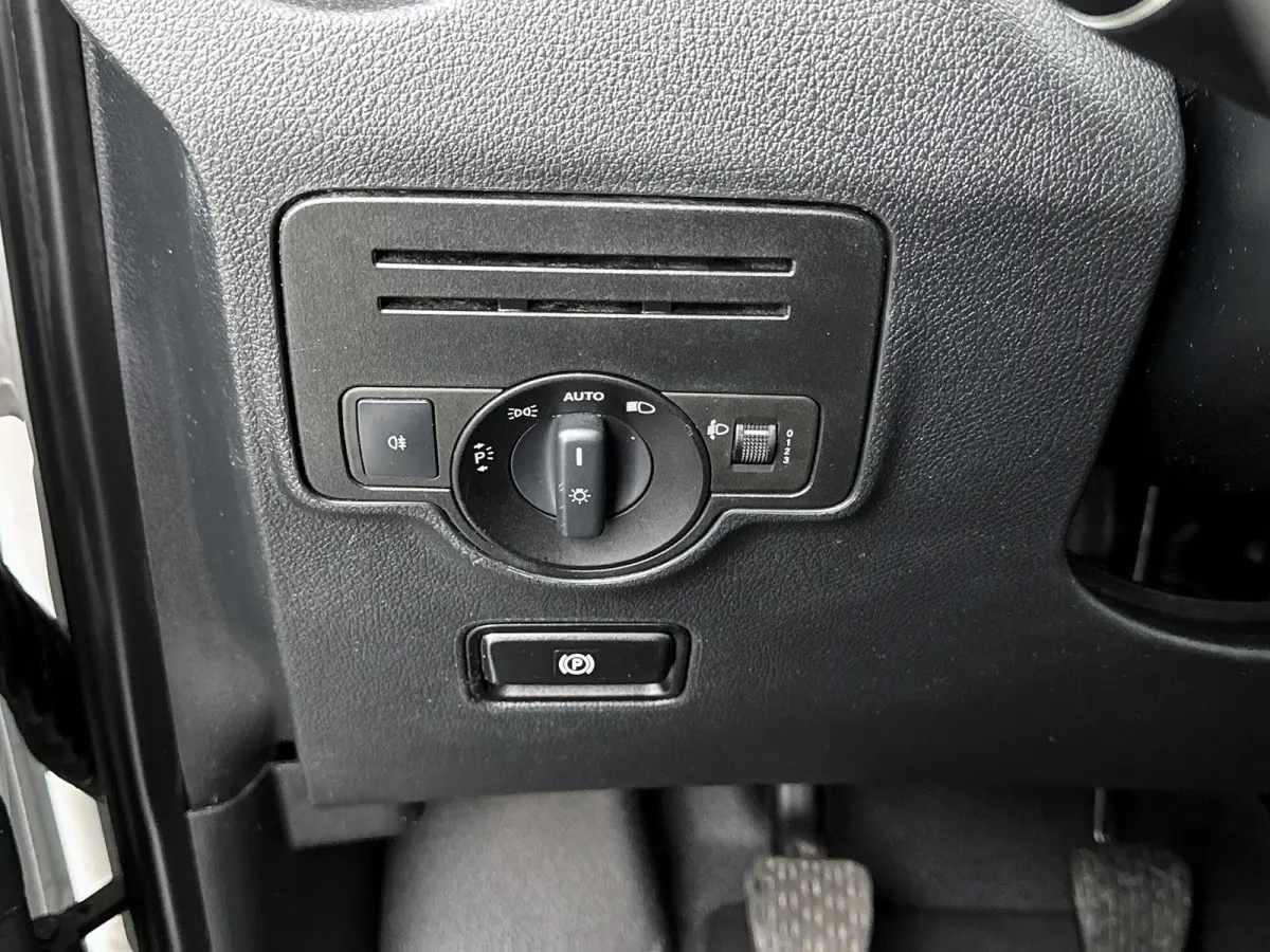 111 CDI Lang Cruise control Trekhaak Airco Euro 6