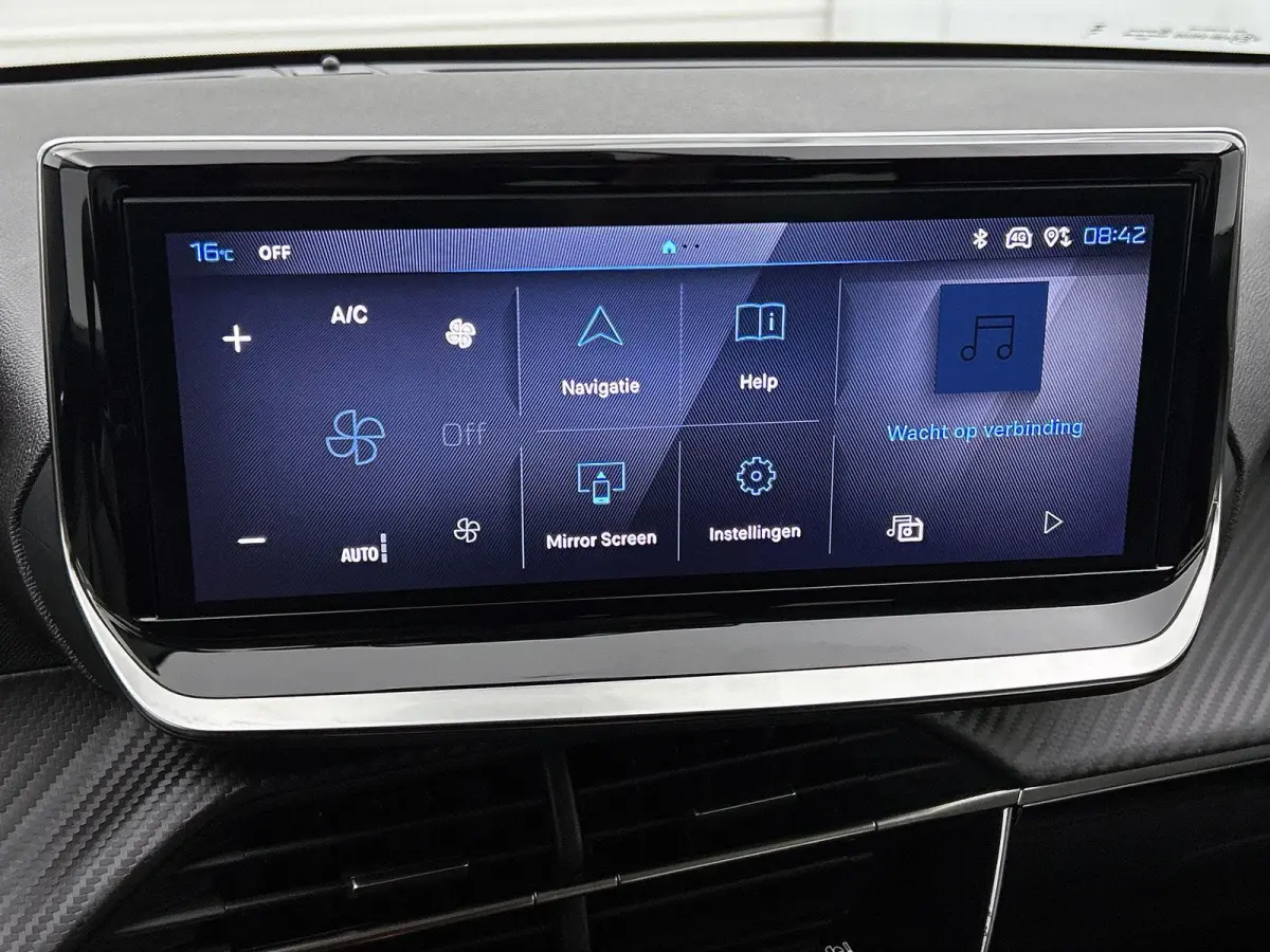 Allure Hybrid 110pk Automaat | Navigatie | 360° Camera | Climate Control | Adaptieve Cruise Control | Parkeersensoren v+a | Dodehoeksensor | Armsteun | Digitaal instrumentenpaneel | Draadlo
