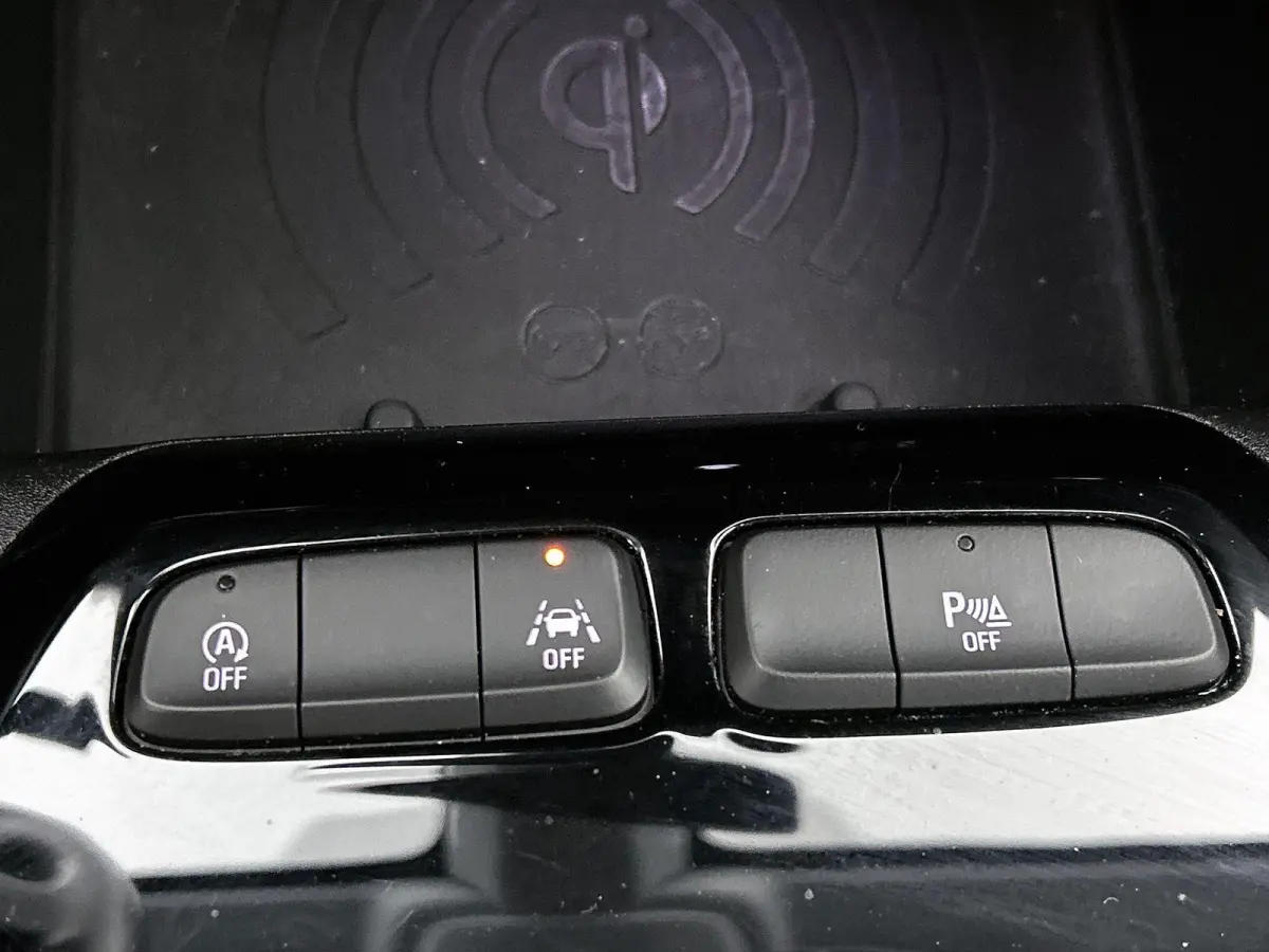 100pk Elegance | 1ste eigenaar | Camera | Climate | Keyless | Navigatie | AUTOMAAT | LED lampen
