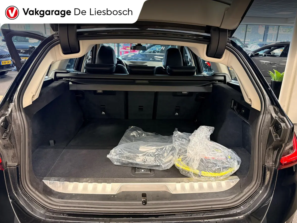 330e Business Edition Plus / trekhaak / sportstoelen / cruise