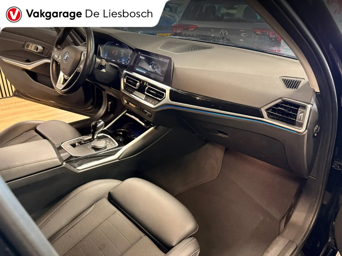 330e Business Edition Plus / trekhaak / sportstoelen / cruise
