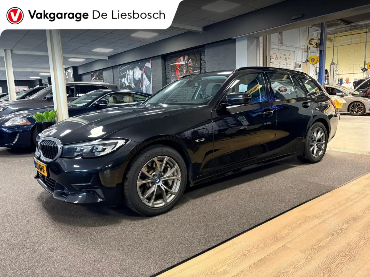 330e Business Edition Plus / trekhaak / sportstoelen / cruise