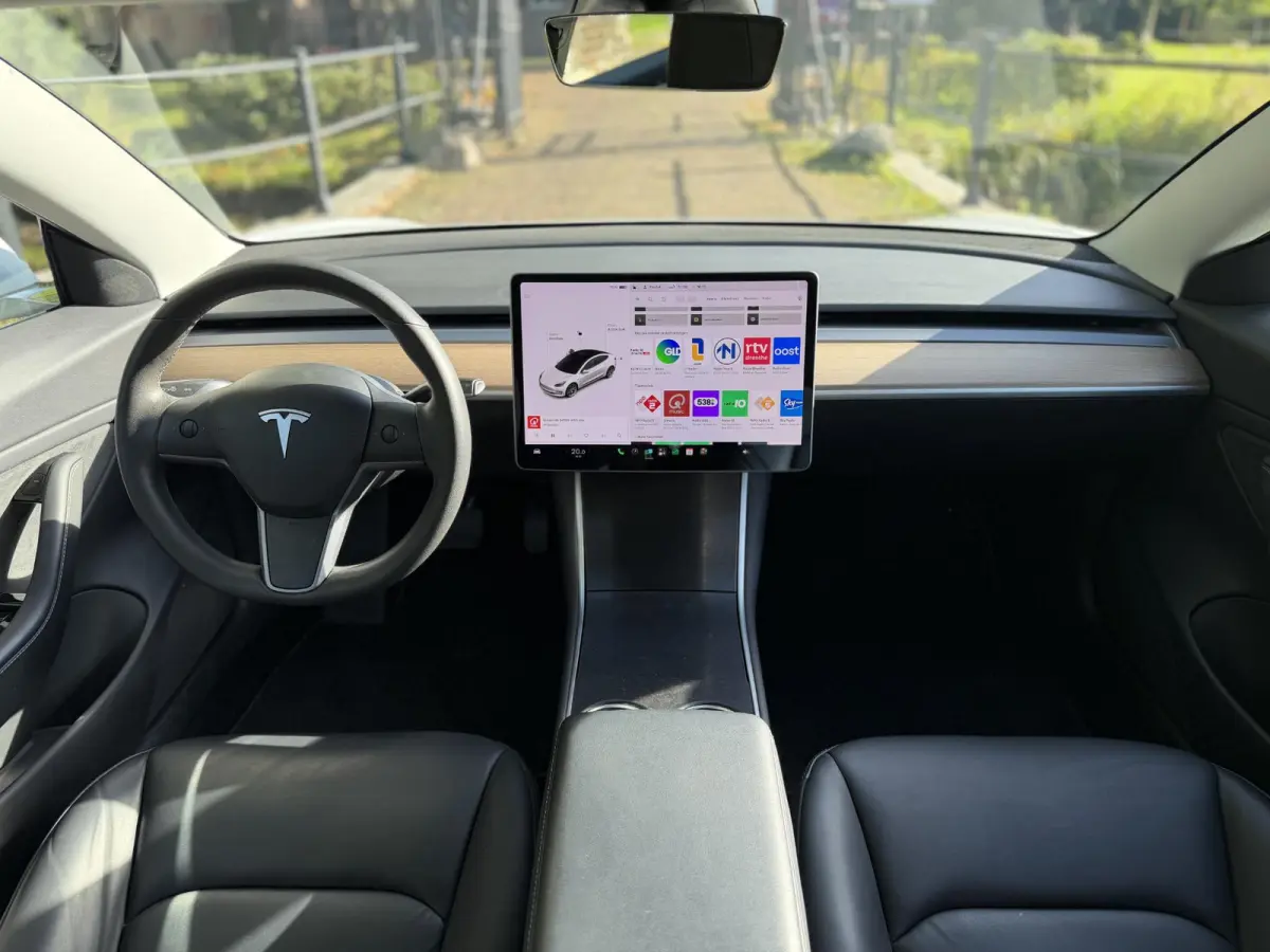 Long Range RWD 75 kWh | Nieuwstaat | Pano | SOH 86 % |