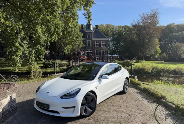 Long Range RWD 75 kWh | Nieuwstaat | Pano | SOH 86 % |