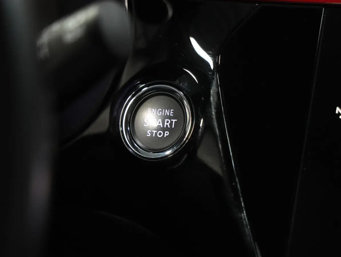 130PK GS Line | 1ste eigenaar | Camera | Trekhaak | AppleCarplay/AndroidAuto | Stoelverwarming | Navigatie | Keyless | Dodehoekdetectie | Adaptief Cruise Control | Climate Control | AUTOMAAT