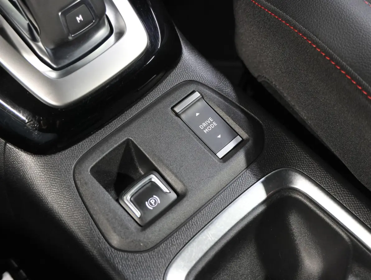 130PK GS Line | 1ste eigenaar | Camera | Trekhaak | AppleCarplay/AndroidAuto | Stoelverwarming | Navigatie | Keyless | Dodehoekdetectie | Adaptief Cruise Control | Climate Control | AUTOMAAT