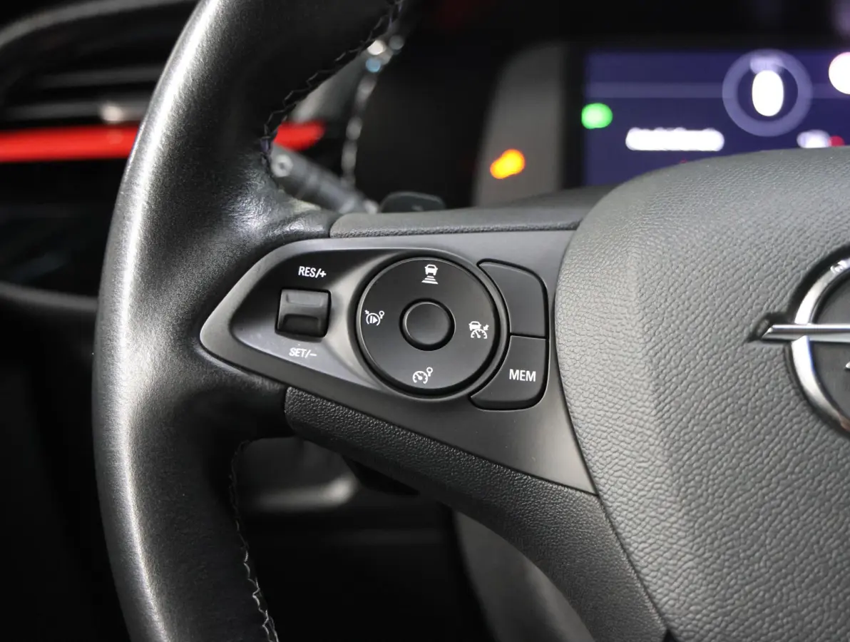130PK GS Line | 1ste eigenaar | Camera | Trekhaak | AppleCarplay/AndroidAuto | Stoelverwarming | Navigatie | Keyless | Dodehoekdetectie | Adaptief Cruise Control | Climate Control | AUTOMAAT