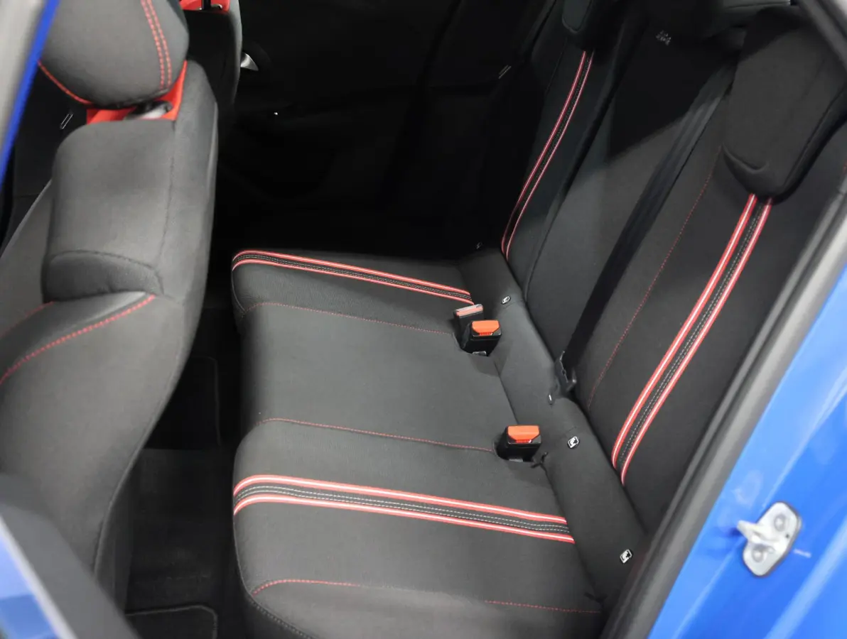 130PK GS Line | 1ste eigenaar | Camera | Trekhaak | AppleCarplay/AndroidAuto | Stoelverwarming | Navigatie | Keyless | Dodehoekdetectie | Adaptief Cruise Control | Climate Control | AUTOMAAT